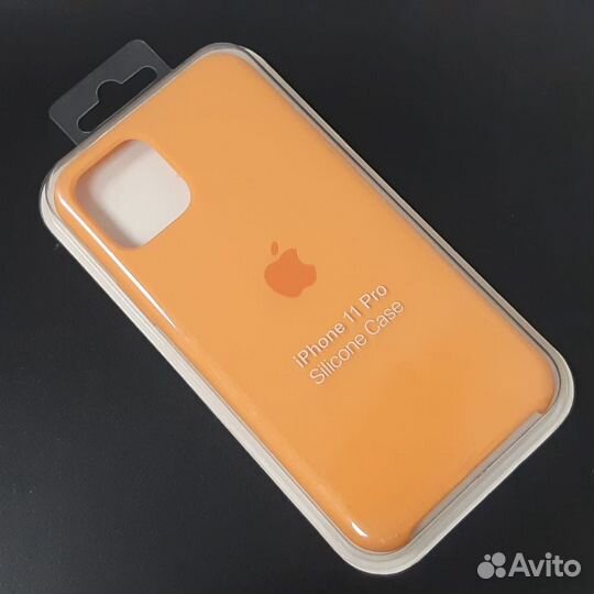 Силиконовый чехол на iPhone 11 Pro оранжевый