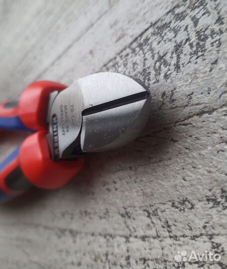 Кусачки knipex 7002160
