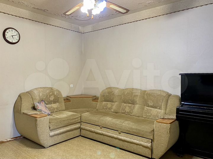 2-к. квартира, 40 м², 3/9 эт.