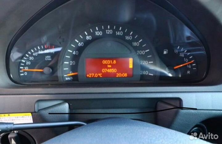 Крепление блока управления Mercedes-Benz G-Class