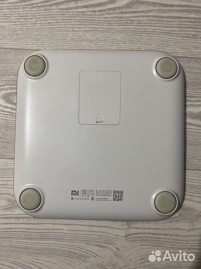 Электронные напольные весы Xiaomi Mi Smart Scale