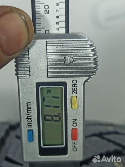 Bridgestone Ice Cruiser 7000 225/50 R17 94T