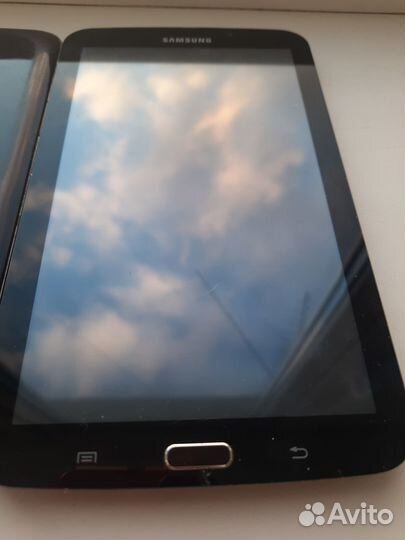 Неисправен Samsung Galaxy Tab 3 7.0 SM-T211 8Gb