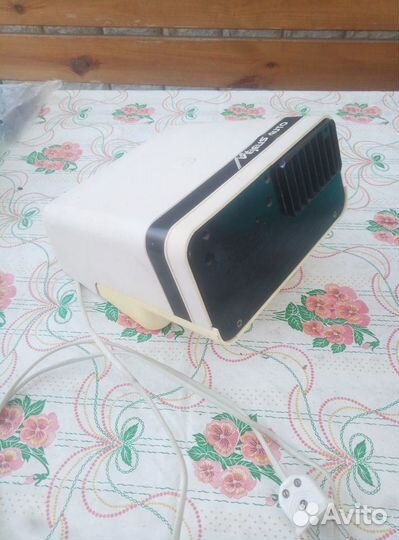 Электросушитель для рук 