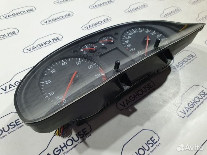 Щиток приборов Volkswagen Passat B5 3B2 1.8 1998