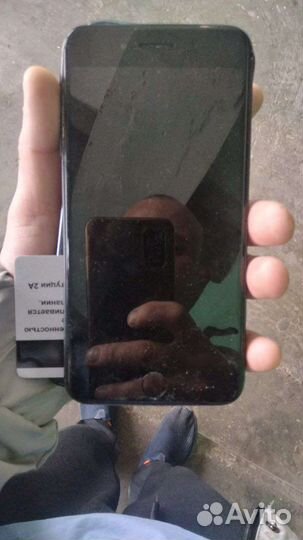 Телефон iPhone 8 plus