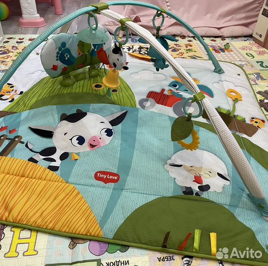 Развивающий коврик tiny love