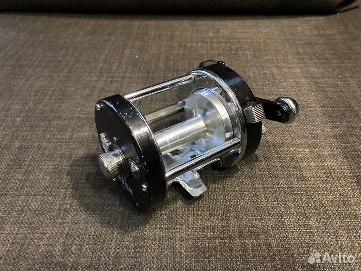 Катушка мультипликаторная Abu Garcia Seven