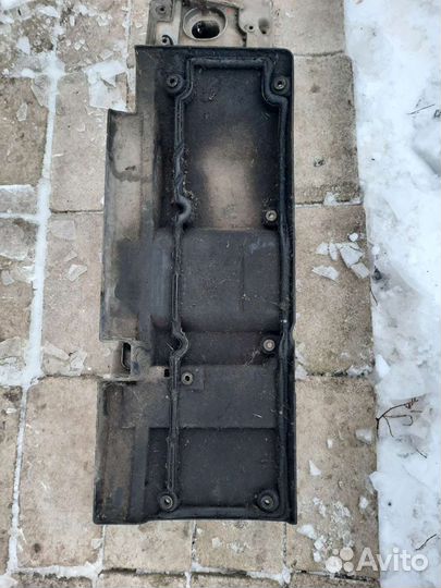 Клапанная крышка ом606 606 om606