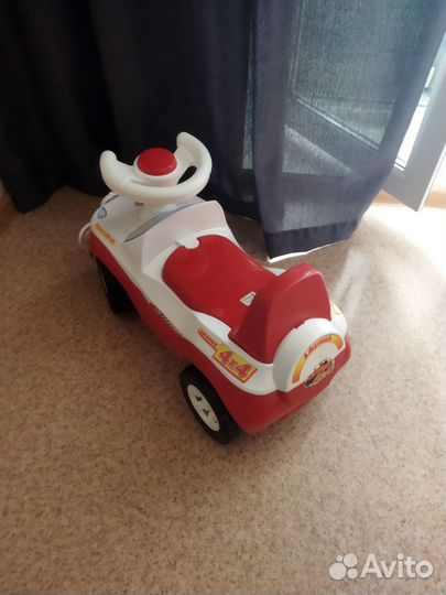 Машинка каталка толокар