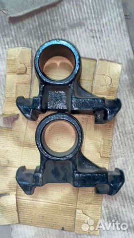 Кронштейн крепления серьги правый паз 3205-2913412