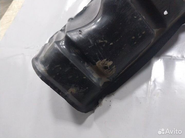 Пыльник двигателя передний правый Заз Сенс седан