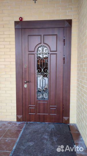Дверь входная металлическая в дом, квартиру
