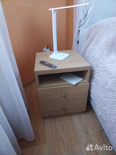 Тумба прикроватная