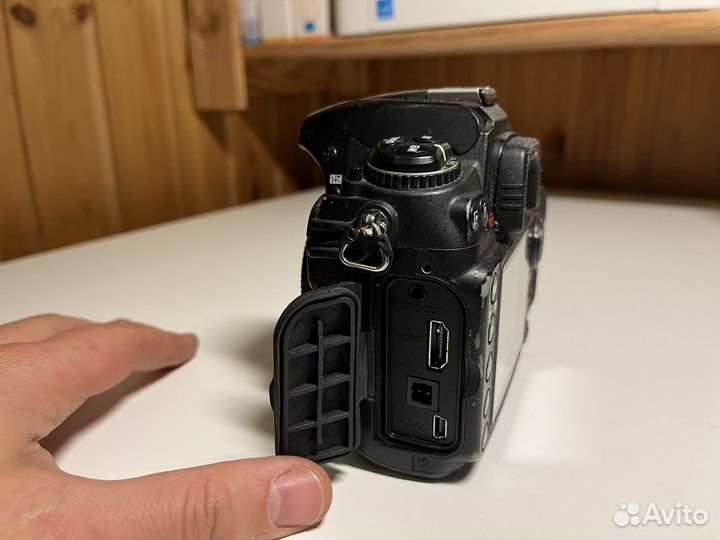 Зеркальный фотоаппарат Nikon d90 на запчасти