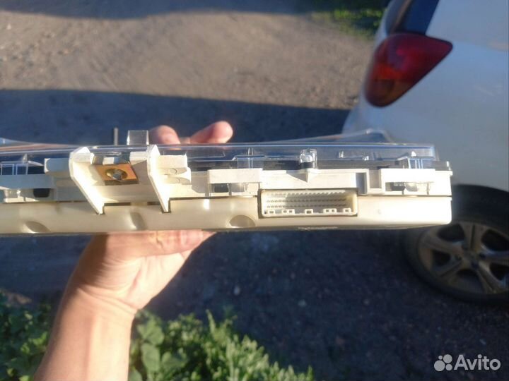 Панель приборов Toyota Corolla Spasio NZE 121