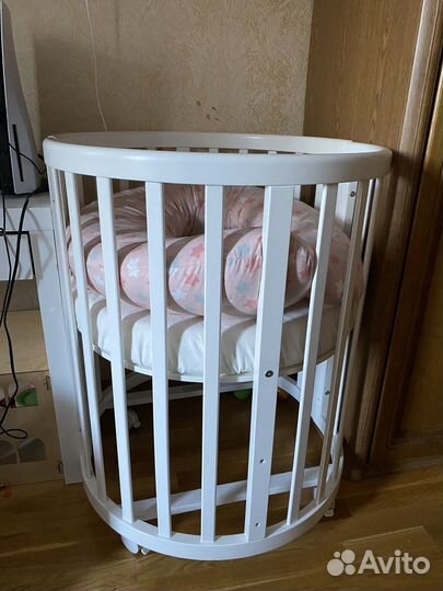 Кроватка с 2-я матрасами