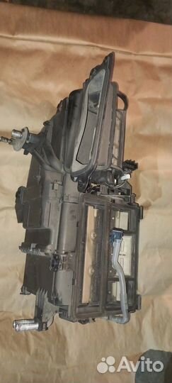 Корпус печки toyota avensis II 2003-2008