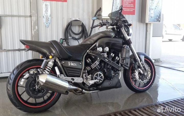 Yamaha vmax1200 castom