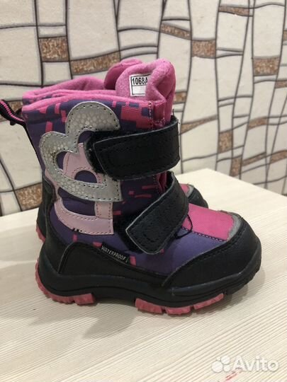Ботинки демисезонные для девочки 22 размер