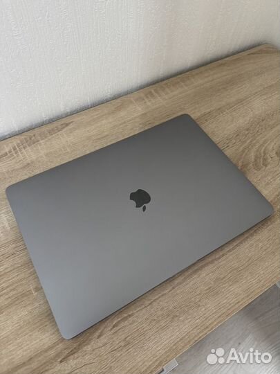 Macbook pro 16 2019 i9 2tb