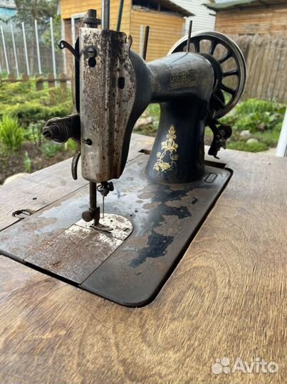 Швейная машинка зингер антикварная