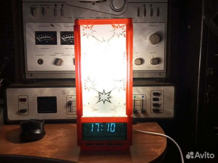 Часы- светильник