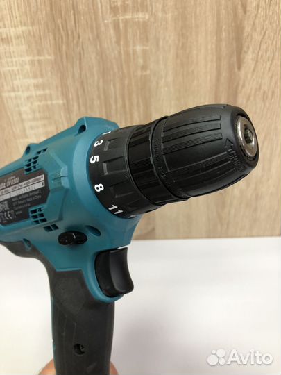 Дрель-шуруповерт сетевая Makita DF0300