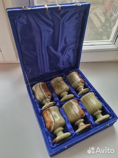 Набор рюмок из оникса