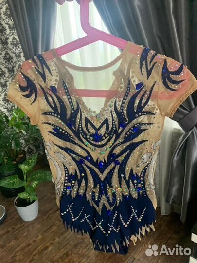 Купальник для художественной гимнастики