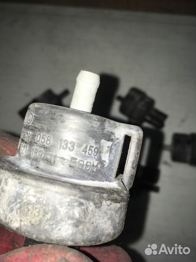 Клапан вентиляции топливного бака 058133459