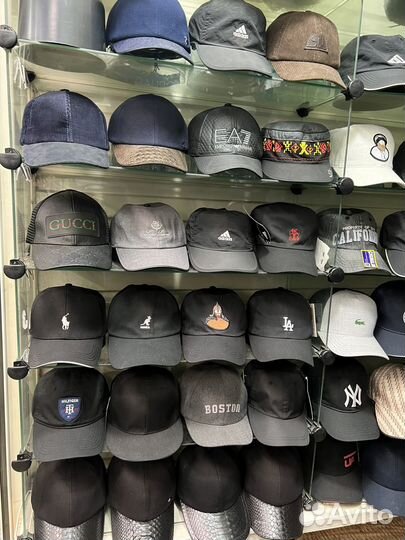 Кепки джинсовые