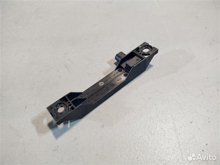 Антенный усилитель Mercedes Cla-Class W118 M282