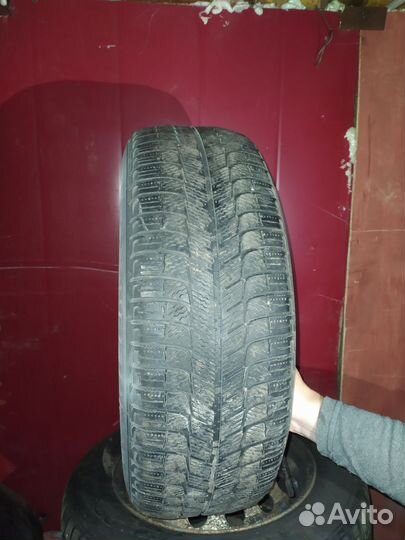Michelin X-Ice 205/65 R16 99T