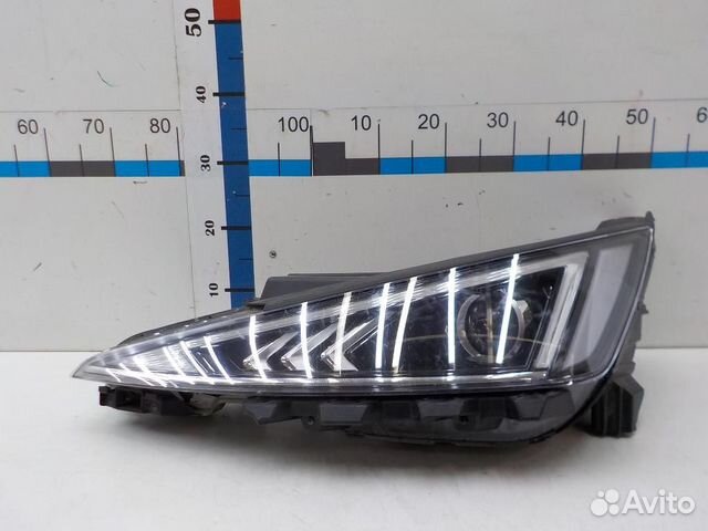 Фара левая Hyundai Elantra