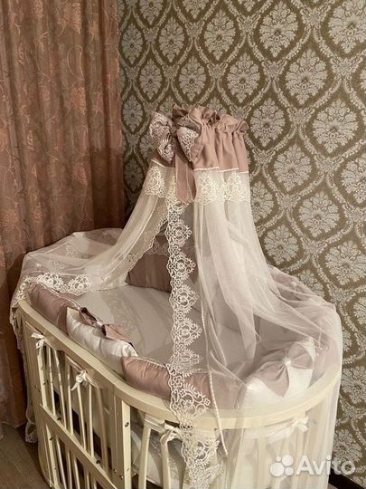 Бортики и балдахин