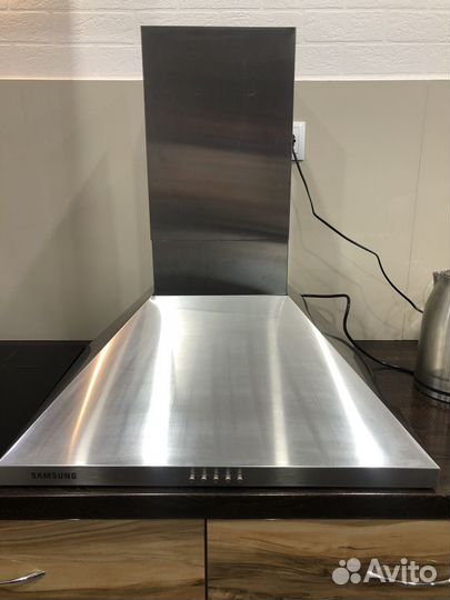 Вытяжки для кухни Samsung и Икеа бу 60 см