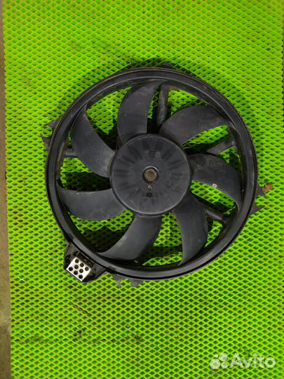 Вентилятор радиатора охлаждения Renault Fluence