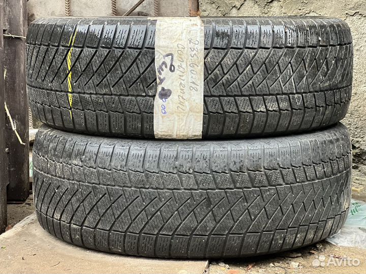 Goodyear Aquatred 235/60 R18