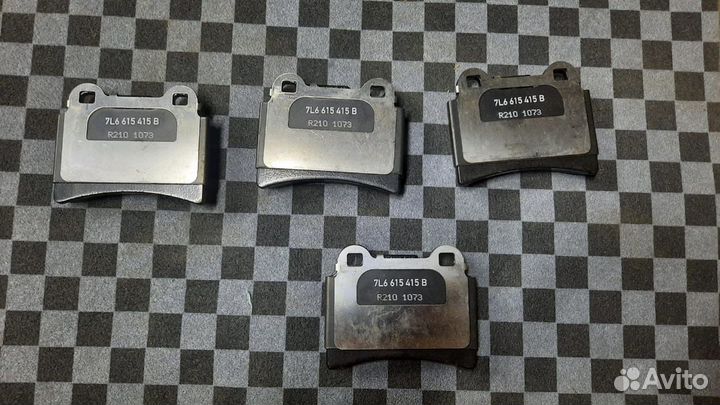 Туарег Задние тормозные колодки и датчики износа н