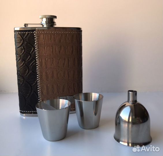Набор с флягой