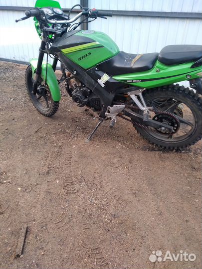 Мотоцикл raser 200