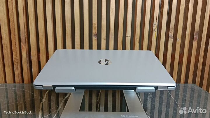 Игровой ноутбук HP 15-bw522ur на 4 ядра