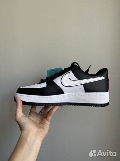 Nike Air Force 1 Panda