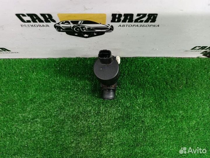 Насос стеклоомывателя Peugeot 207