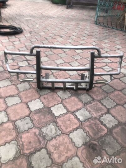 Уселитель бампера кенгурятник на Ниву