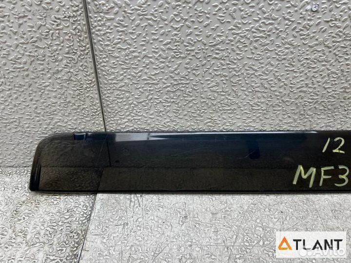 Ветровик задний правый suzuki MR wagon