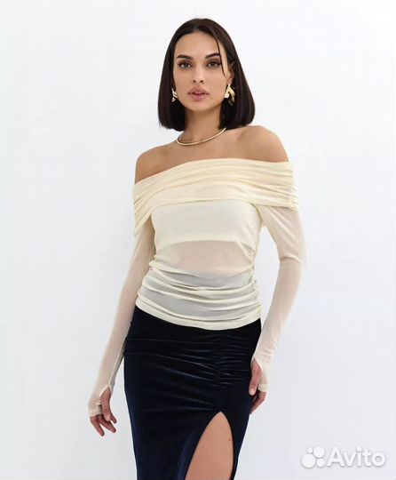 Лонгслив женский с открытыми поечами