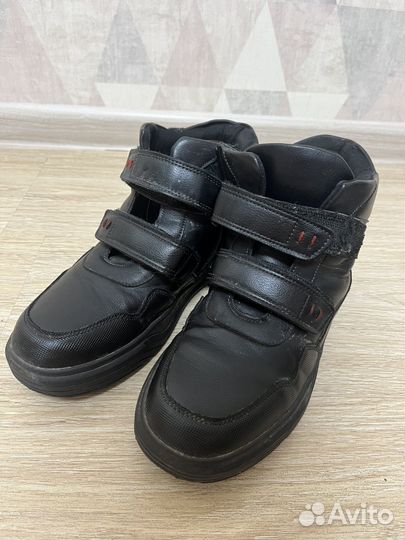 Ботинки демисезонные для мальчика 37