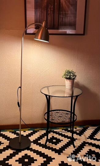 Журнальный столик IKEA